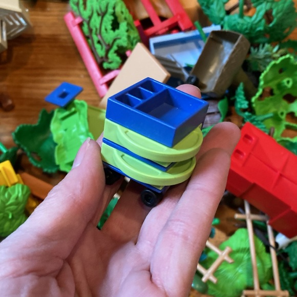 Multiple Sets PLAYMOBIL 4343 Vet Clinic Animal Bonanza!! Farm Bunny Cat Dog Bird - Picture 10 of 15